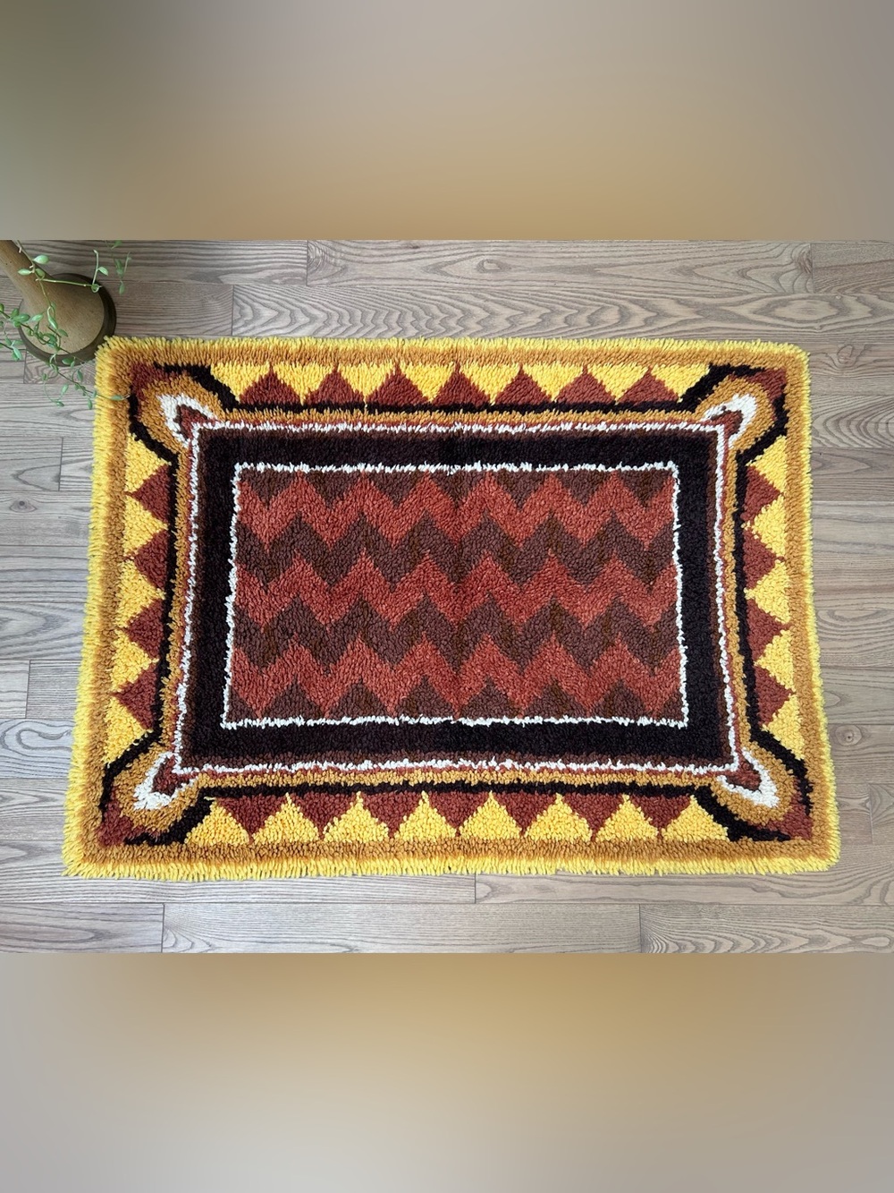 Vintage 1970’s MCM latch hook rug or wall hanging